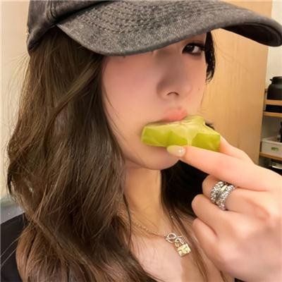 银发的阿基多